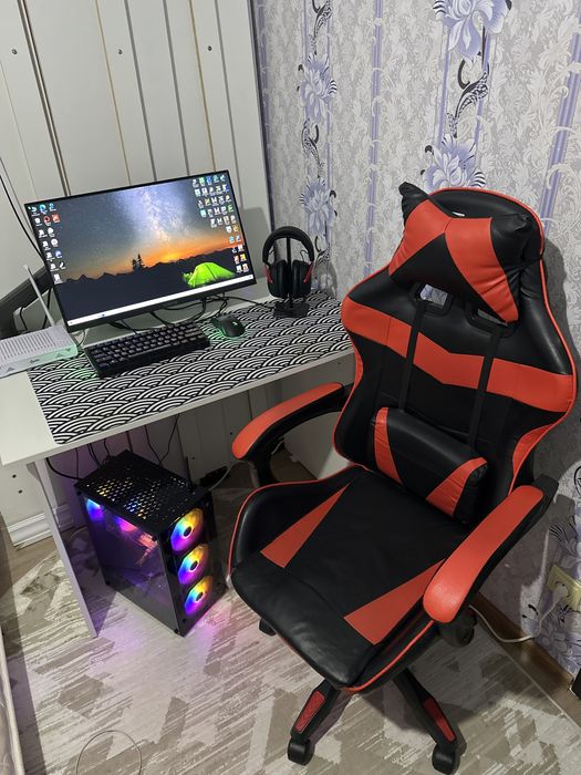 Компютер ( кресло и стол вместе)