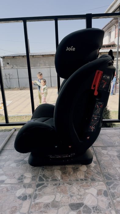 Автокресло даром