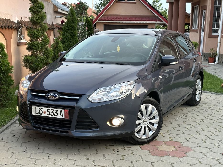 FORD Focus 2012