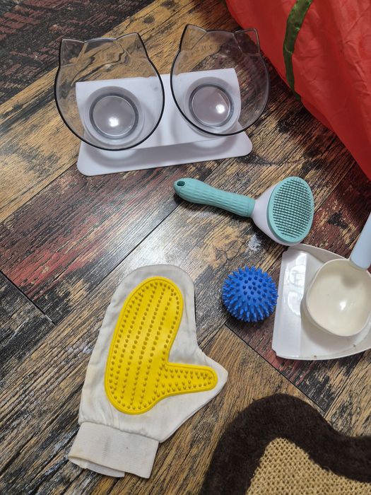 Lot mare accesorii pt pisici