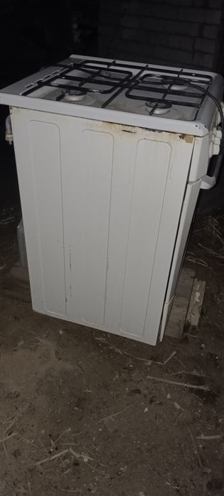 Продам б/у газ плиту