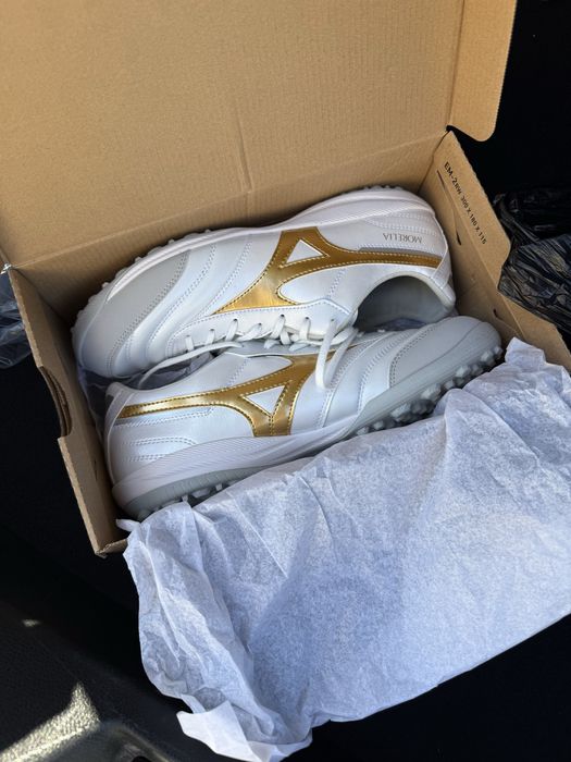 ПРОФЕСИОНАЛНИ Футболни обувки Mizuno