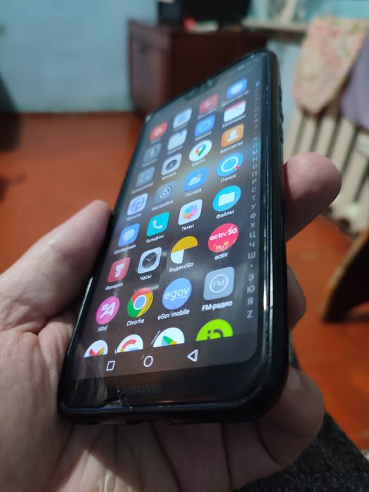 МощныйHuaweiP20Lite64gb