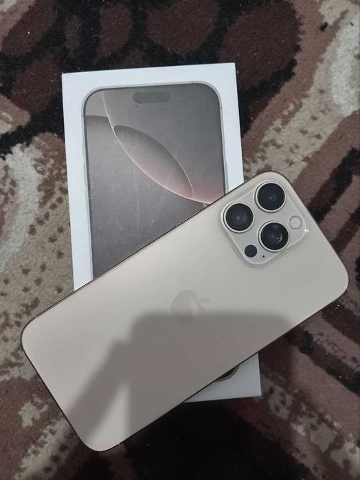 Iphone 16 pro max  duabi 1:1