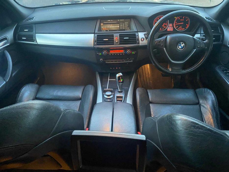 Dezmembrez bmw x5 e70 3.0 d M57/grup x5/bara x5/far x5/capota x5/