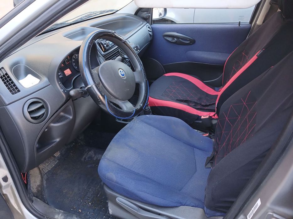 Vand fiat punto