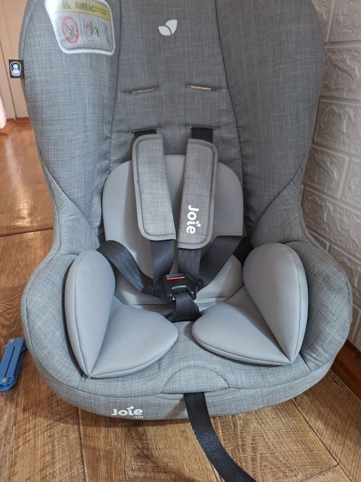 Продам автокресло детское