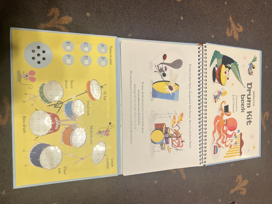Usborne drum kit carte muzicala