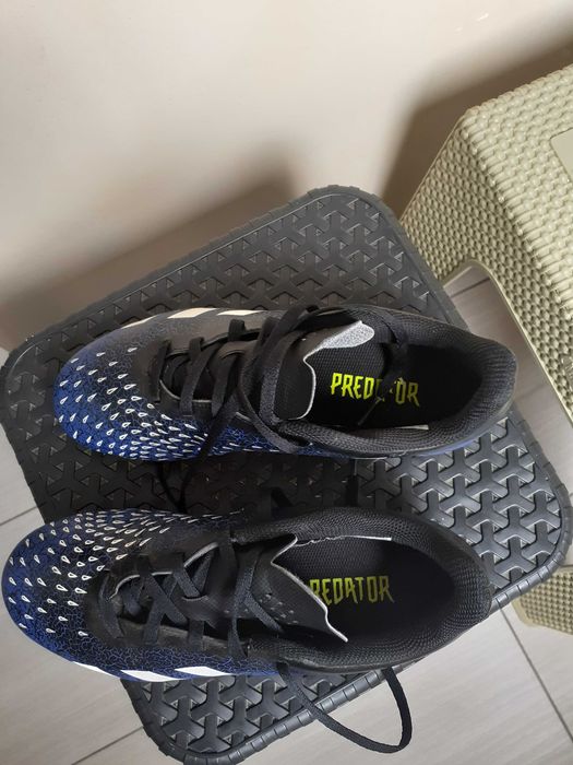 Детси бутонки Предатор