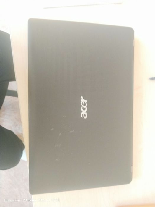 Продам ноутбук срочно