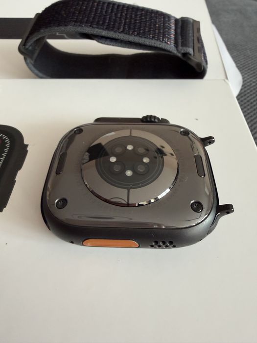 Apple Watch Ultra 2 – 49 mm – като нов – гаранция