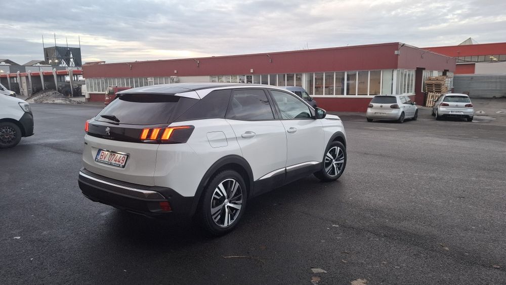 Peugeot 3008 Allure 1,2   130 cp