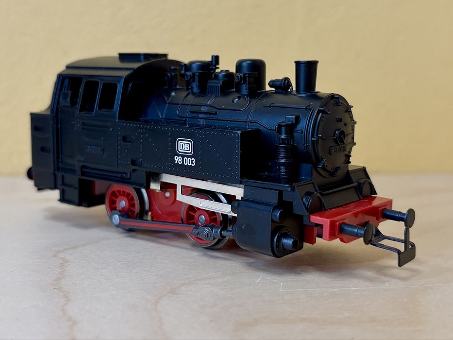 Стартов комплект влакче H0 1:87 с парен локомотив BR 98 влак Roco Piko