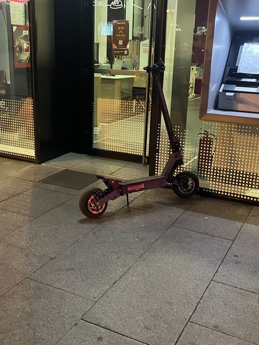 Vand kukirin g2 in stare foarte buna