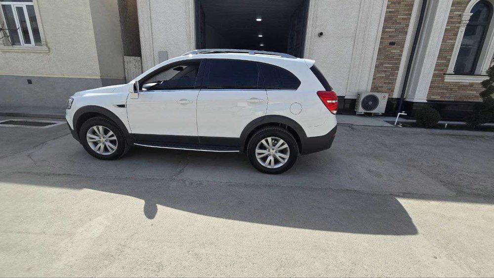 Sotiladi: Captiva 4. Full 2.4, yili 2018, rangi oq, kraska tozza