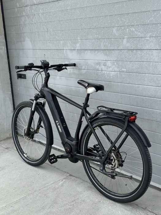 Bicicleta electrica Cube Kathmandu / 625 Wh / Bosch Cx