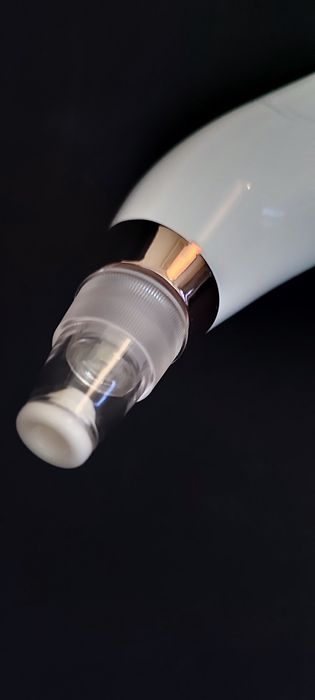 Уред за почистване на пори Switchon