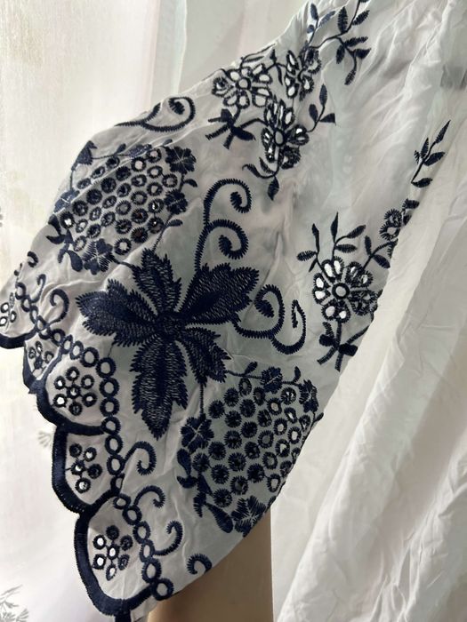 Vând bluza noua cu eticheta 100%viscosa