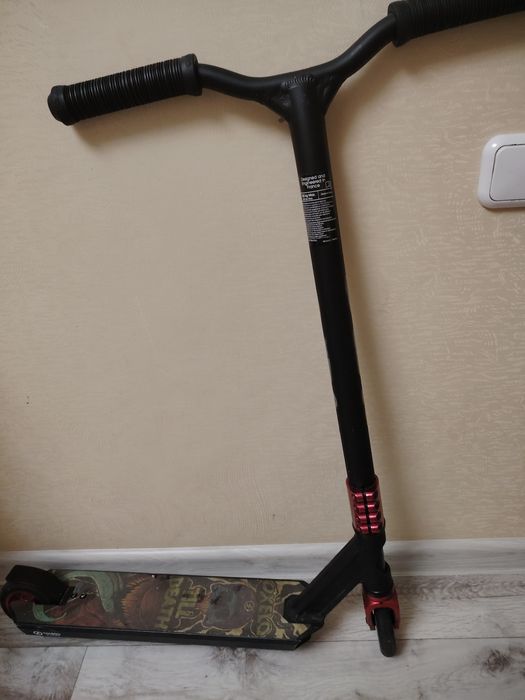 Продам трюковый самокат Oxelo MF 1.8+