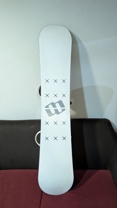 Сноуборд с креплением 150см