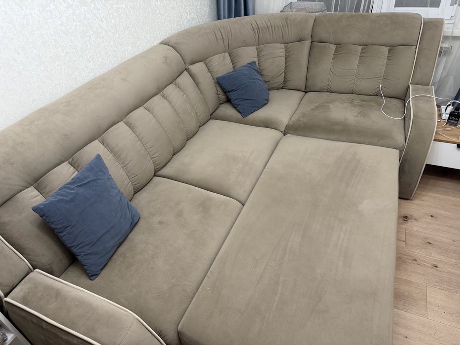 большой диван
