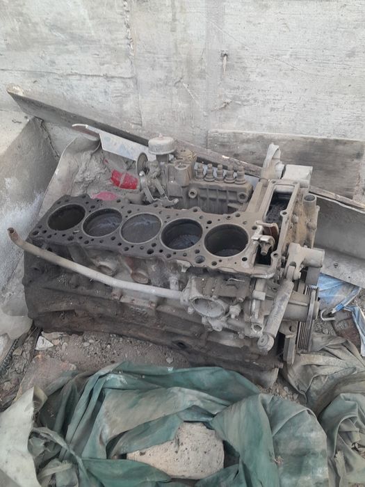 Продам двигатель  2.9