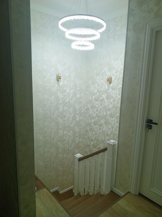 Srochna sotiladi Yengi qurilgan Dom uy