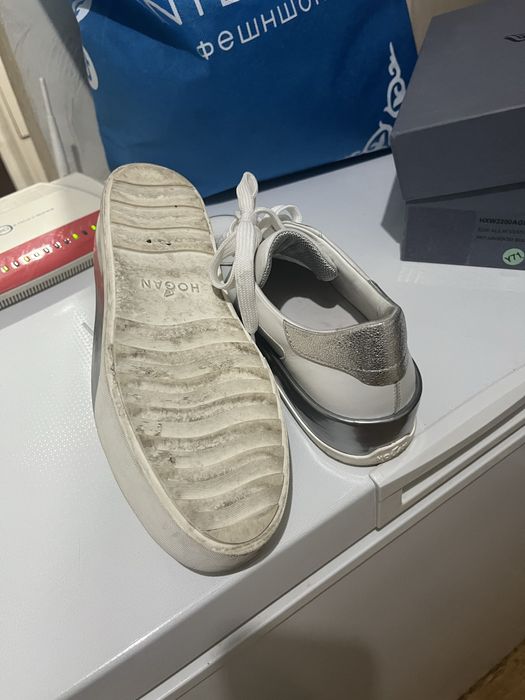 Кеды бренда Hogan