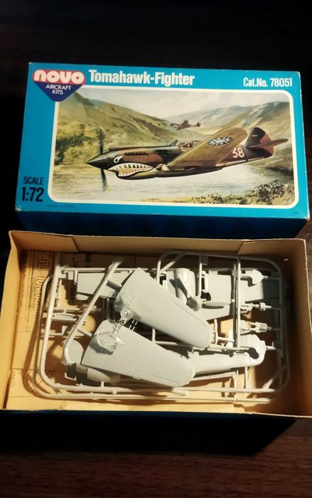 сборная модель конструктор самолёт Томагавк 1/72 Англия СССР!