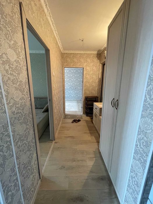 Продам 2 комнатную на 11 микрорайоне