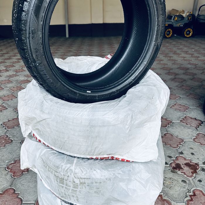 Продам резину Yokohama