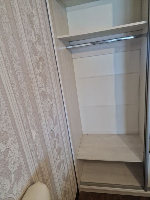 Продам шкаф-купе