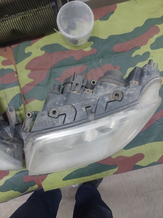 Фары на пассат б5 плюс