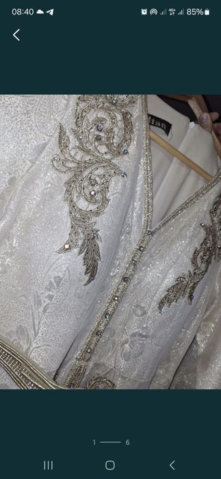 Шикарное платье в идеальном состоянии
