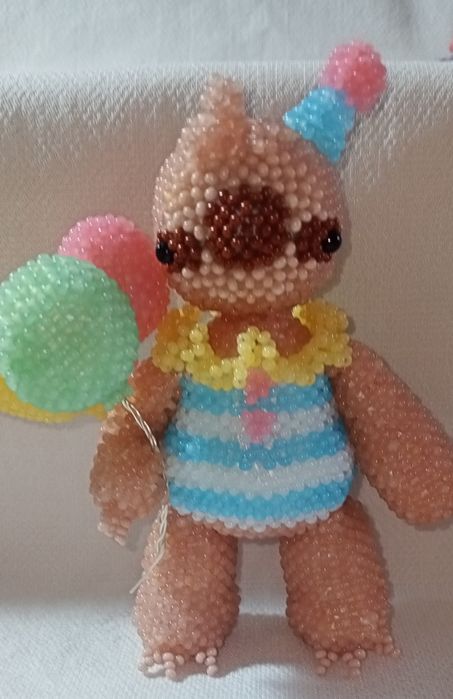 Детская ручная работа. Ленивец.