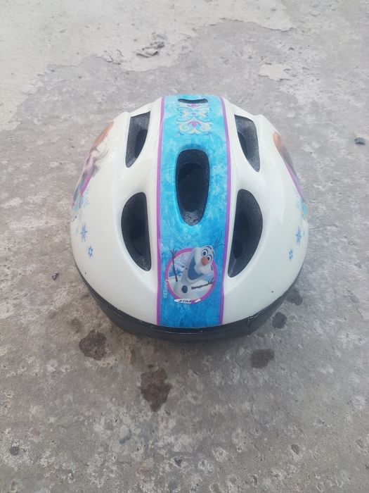 Vând cască bicicletă  pentru  copii
