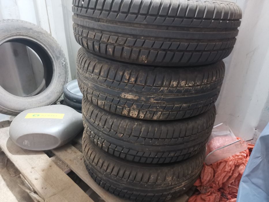 Гуми с джанти 195 65 15 Мерцедес