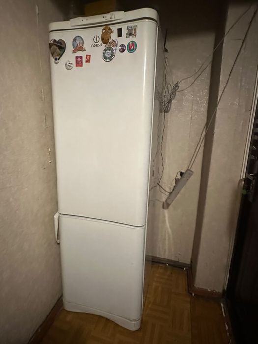 Холодильник, стиральная машина