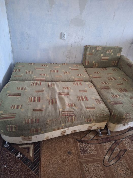 Продам диван на дачу 10 000 тенге