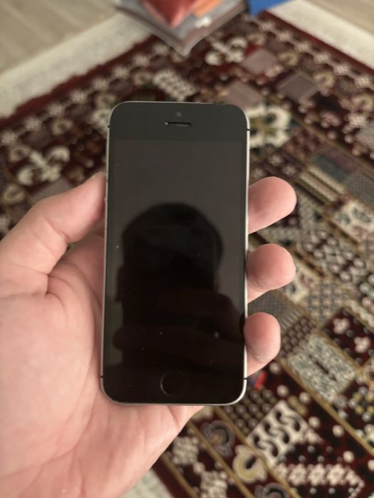 Iphone se 2 штук