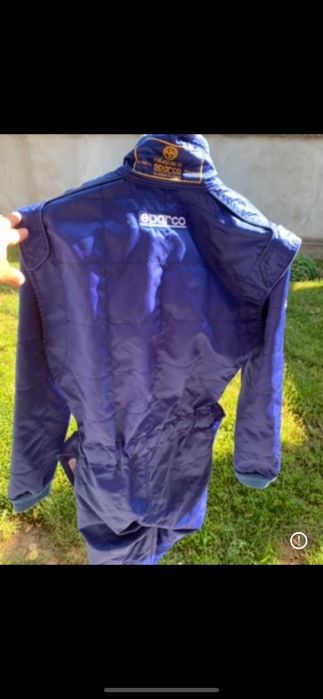 Спортен екип Sparco