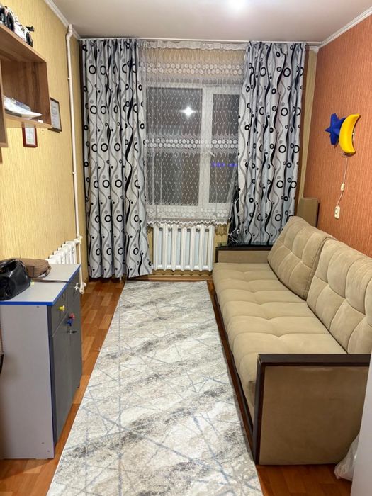 Продам 4 -х комнатную квартиру
