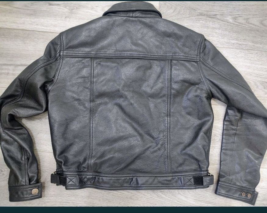 Geaca de piele naturala