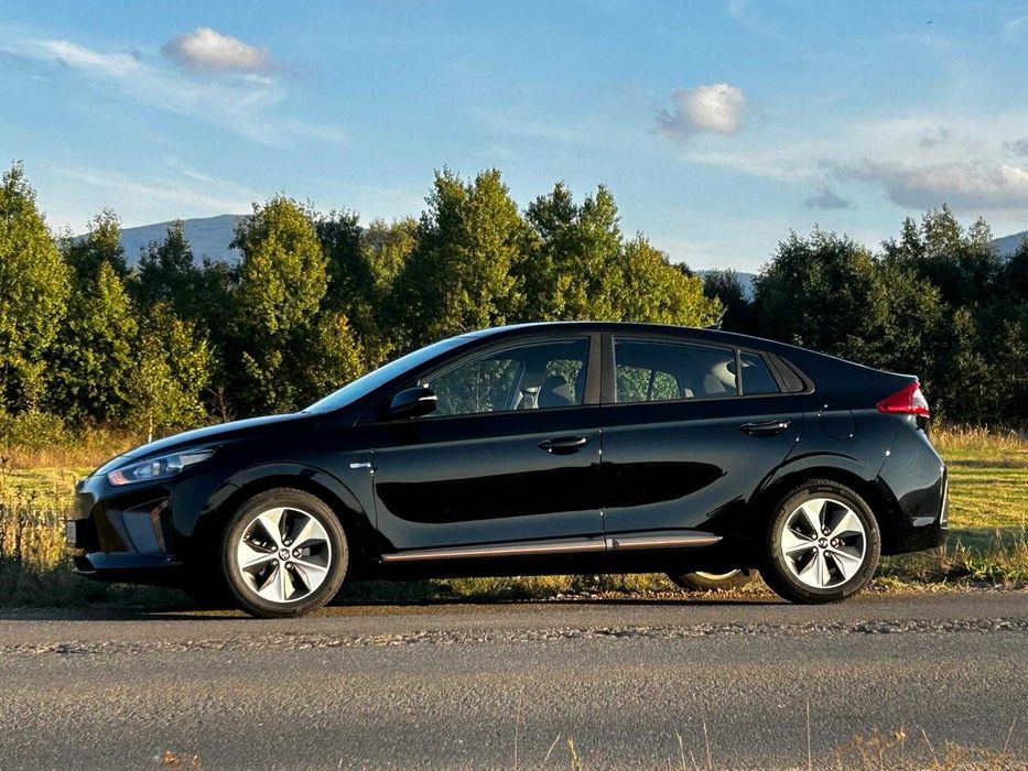 Hyundai Ioniq Electric 28 kWh, pompă de căldură, baterie excelentă, 250km range, full cu de toate