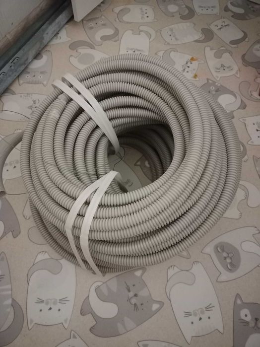 Гофра кабельная ф 16мм новая