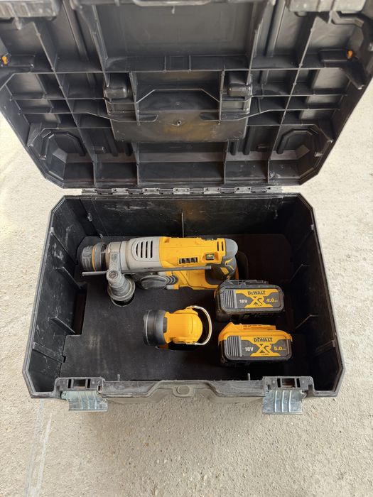 Dewalt DCH273 перфоратор +лед фенер