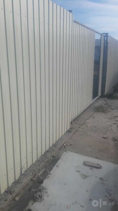 Pitnak shahrida 23 sotix hovli joy sotiladi – 270 m² bino
