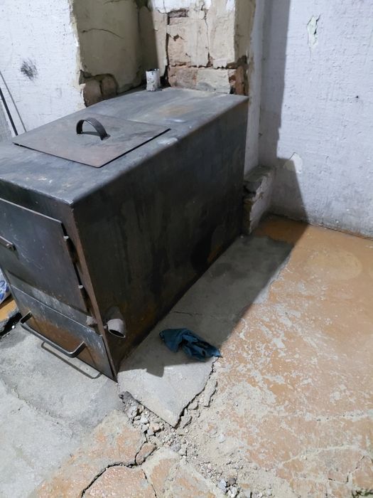 Продам котел твердотопливный