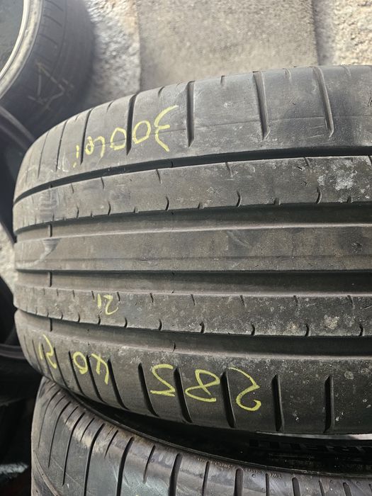 285 40 21 vara pirelli