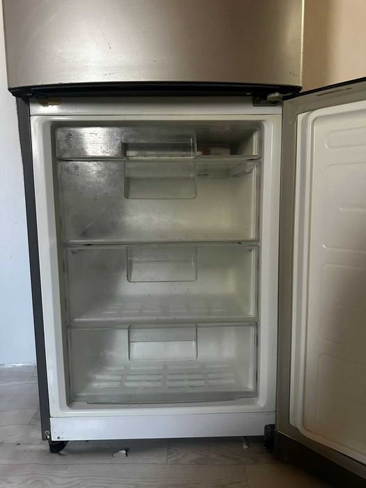 Холодильник 50 000 тг торг